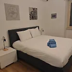 Διαμέρισμα Domus Chigi